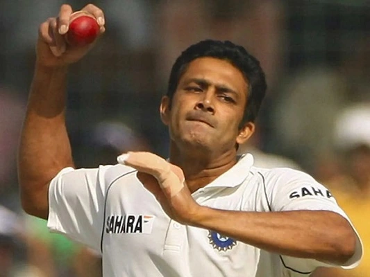 Anil Kumble Playing Cricket